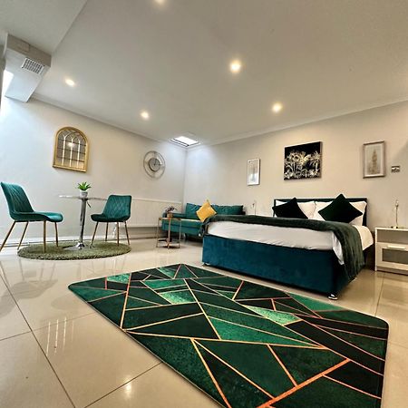 Luxury Studio Apartment Harrow on the Hill 외부 사진